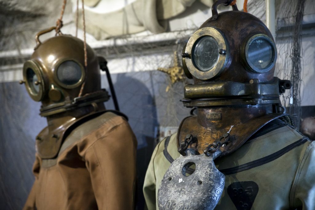 Dawne skafandry do nurkowania, fot. Wiktoria Gałecka