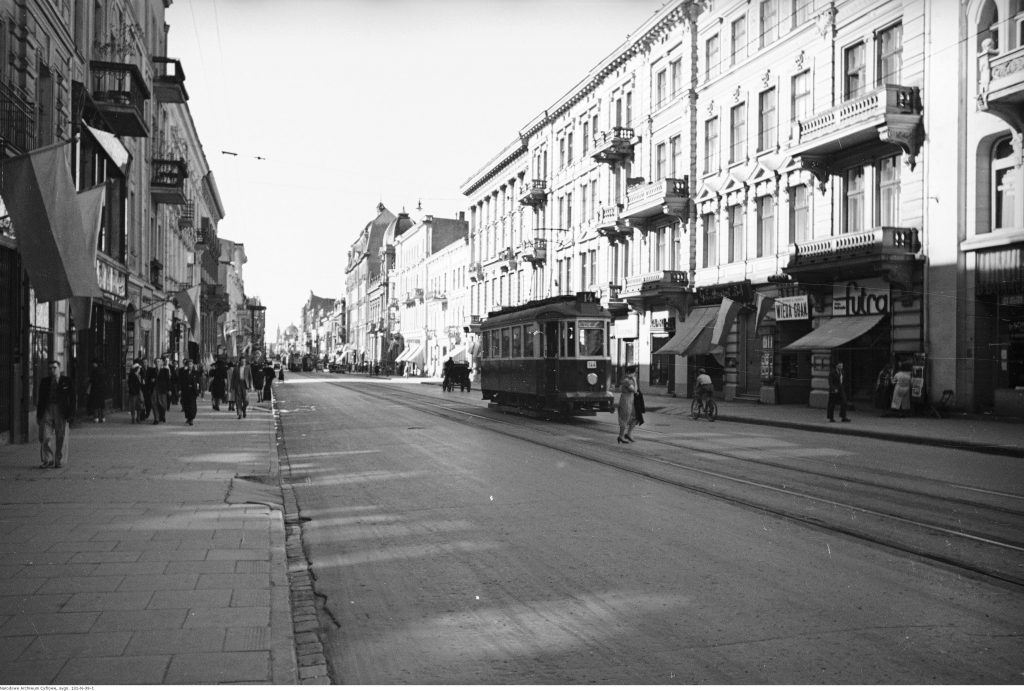 Ulica Piotrkowska w Łodzi w 1939 roku , fot. Narodowe Archiwum Cyfrowe