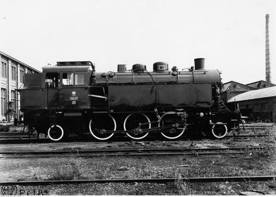 parowóz - widok z boku