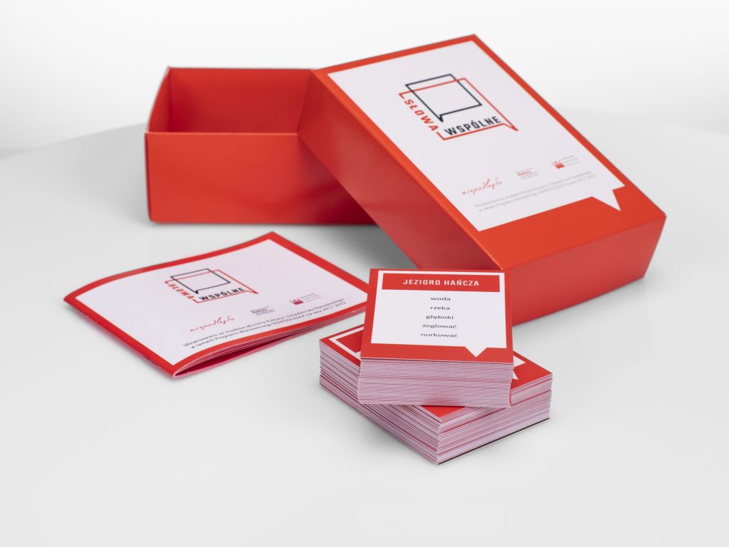 pudełko i karty do gry Słowa wspólne