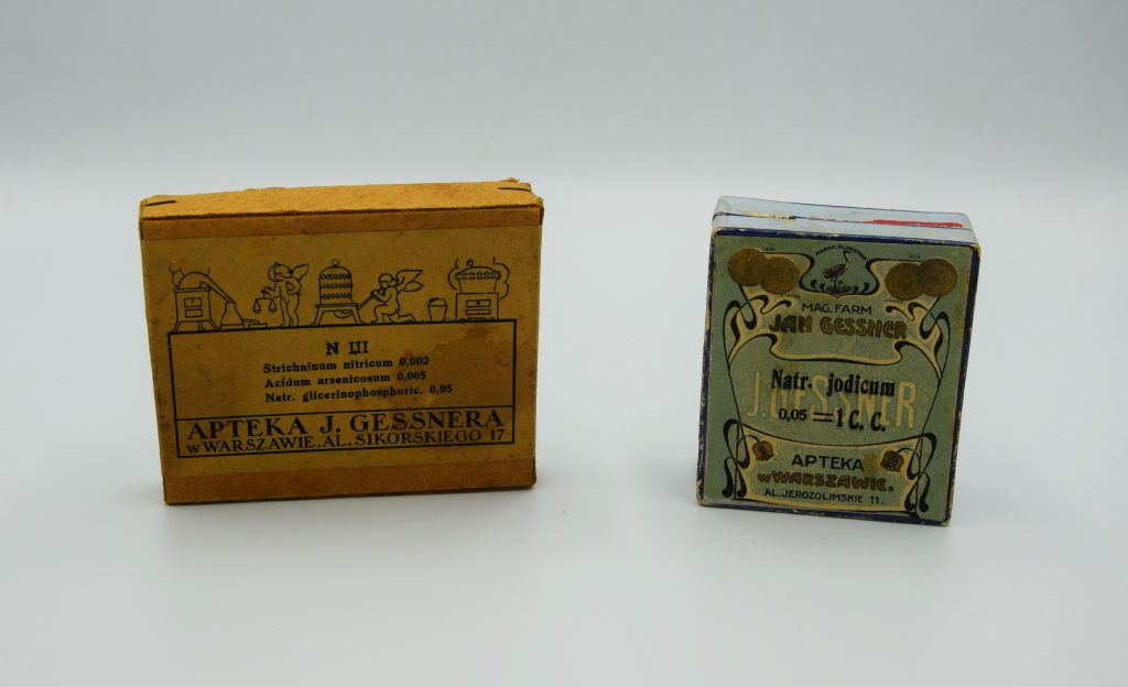 dwa pudełka po lekach