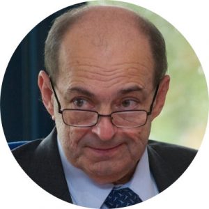 portret mężczyzny w okularach