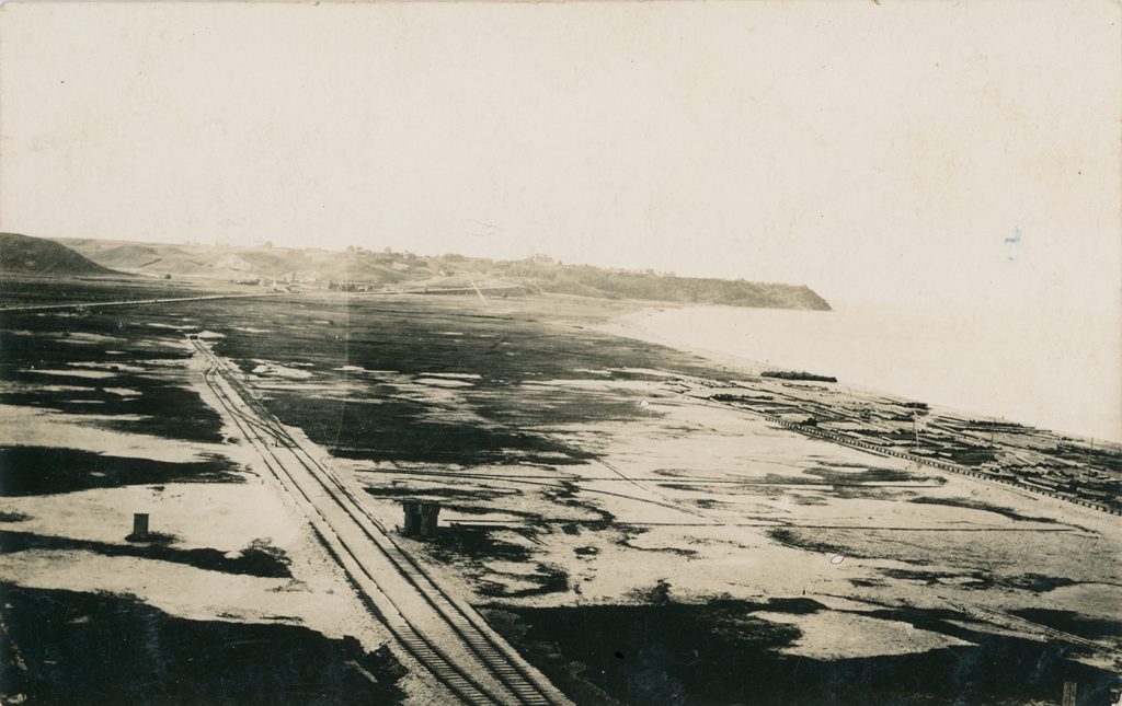 zdjęcie lotnicze pustej przestrzeni nad morzem