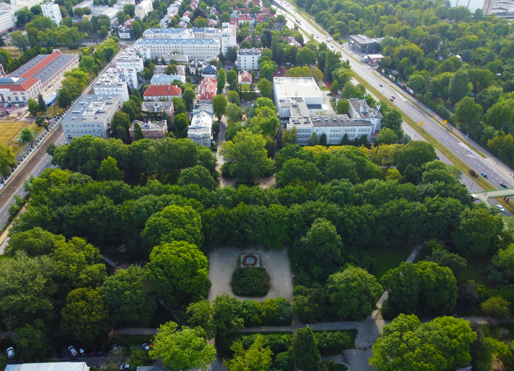widok z lotu ptaka na tereny zielone